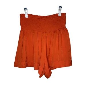 PANTS STORE ORANGE POSH SHORTS WOMENS SIZE SMALL (4/6) EUC